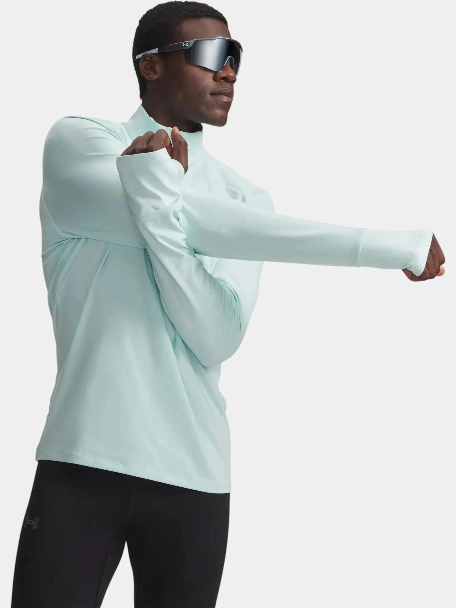 UNDER ARMOUR picture
