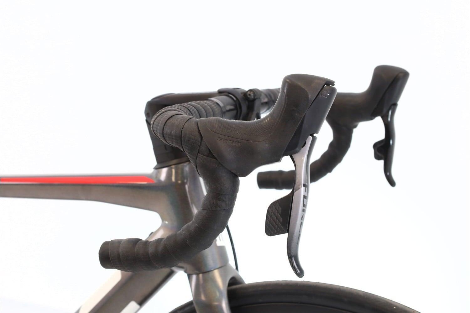 Vélo de route reconditionné ·  SLR One AXS 12V · Très bon état 6/8