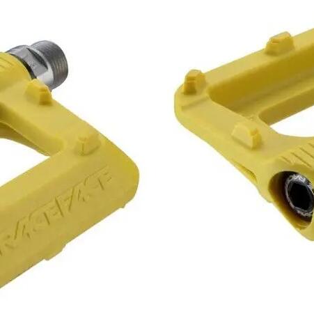 Pair of Race Face Ride Yellow Pales