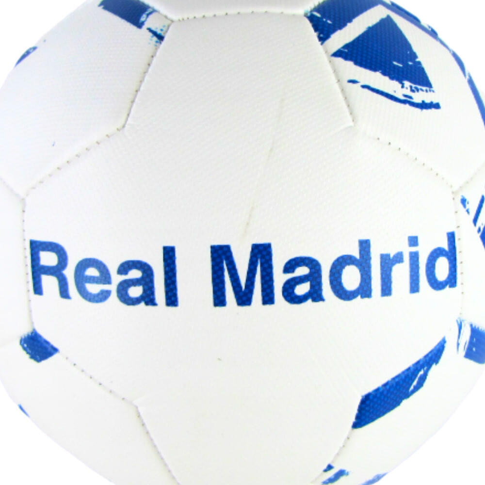 Weißer Real Madrid-Ball der Saison 2025/26 5/5