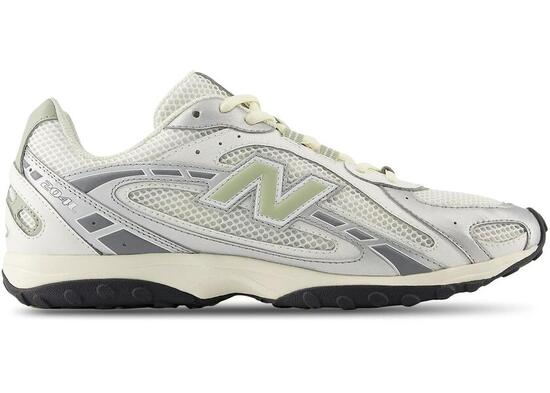 New Balance 204L Silver Metallic Sage Green