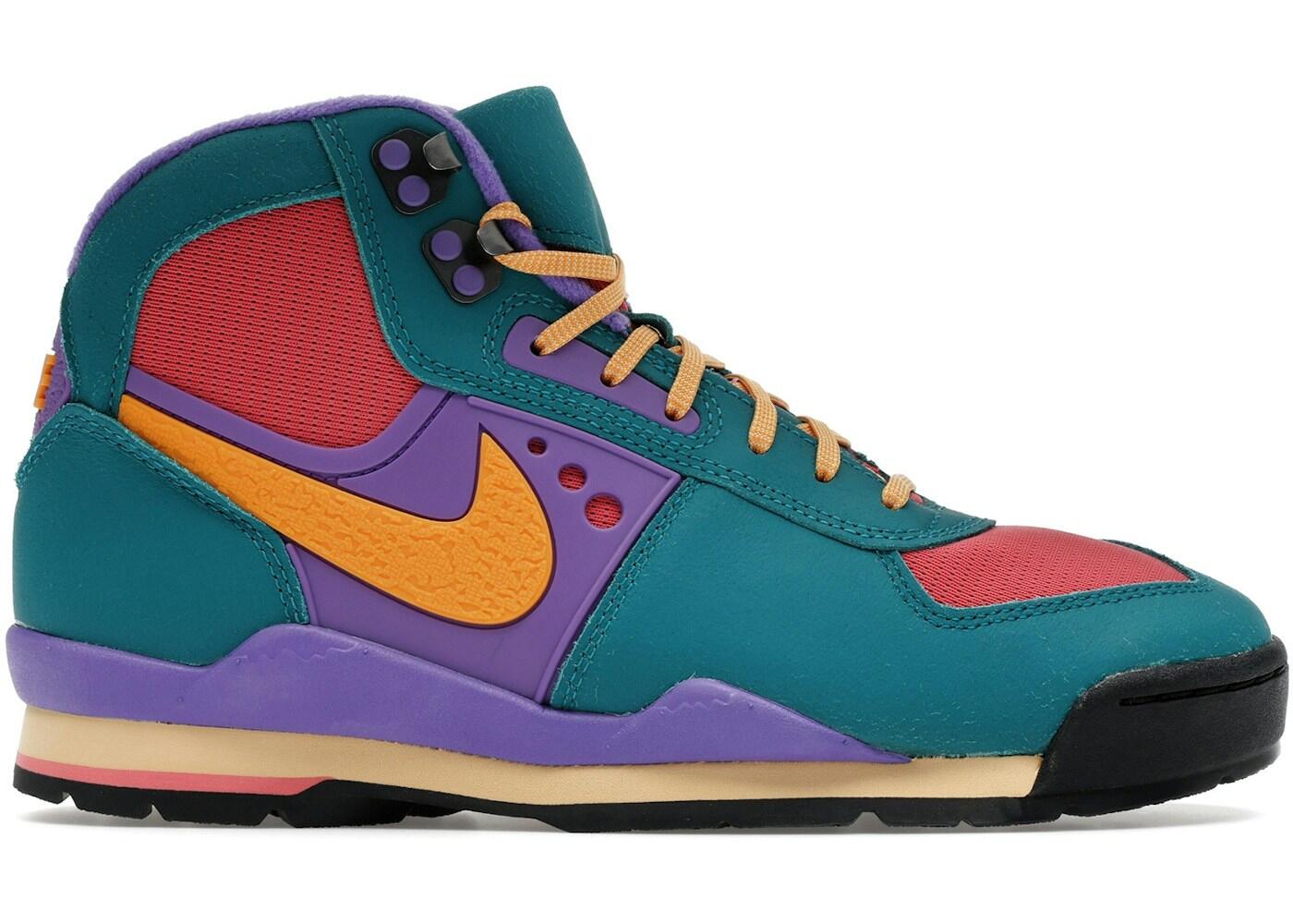Nike Baltoro Bright Spruce Kumquat 2/2