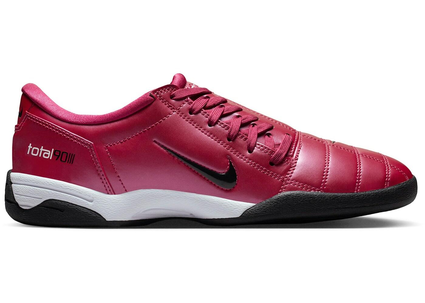 Nike Women's Total 90 2/2
