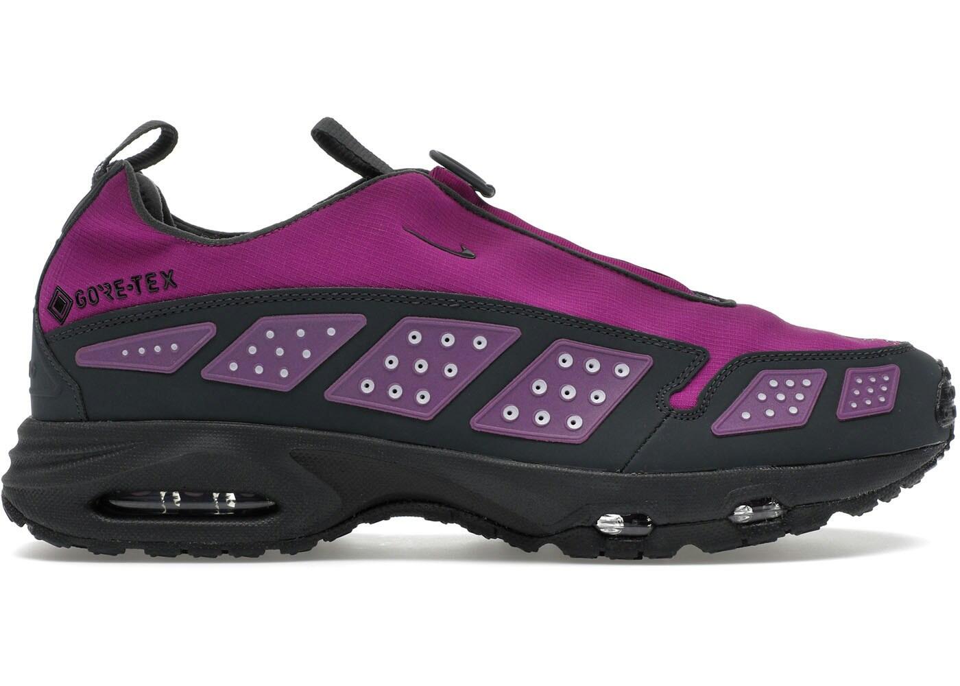 Nike Women's Air Max SNDR Gore-Tex Bold Berry 2/2