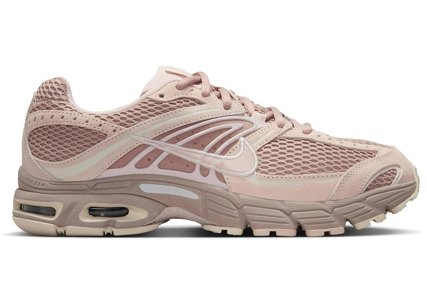Nike Women's Air Max Moto 2K 2/2