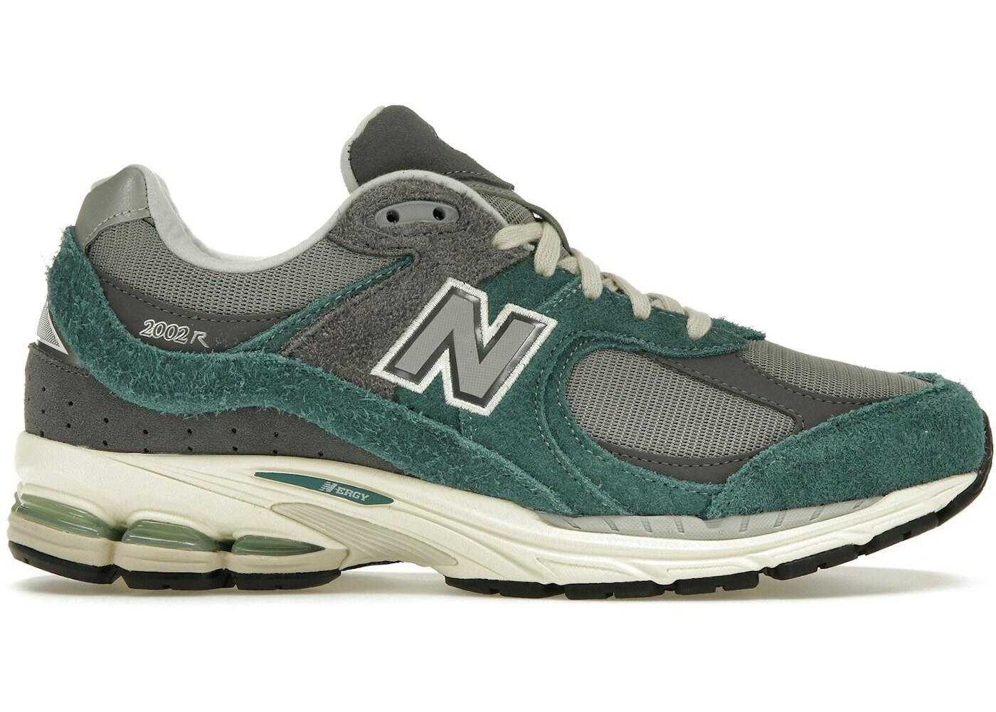 New Balance 2002R New Spruce Magnet 2/2