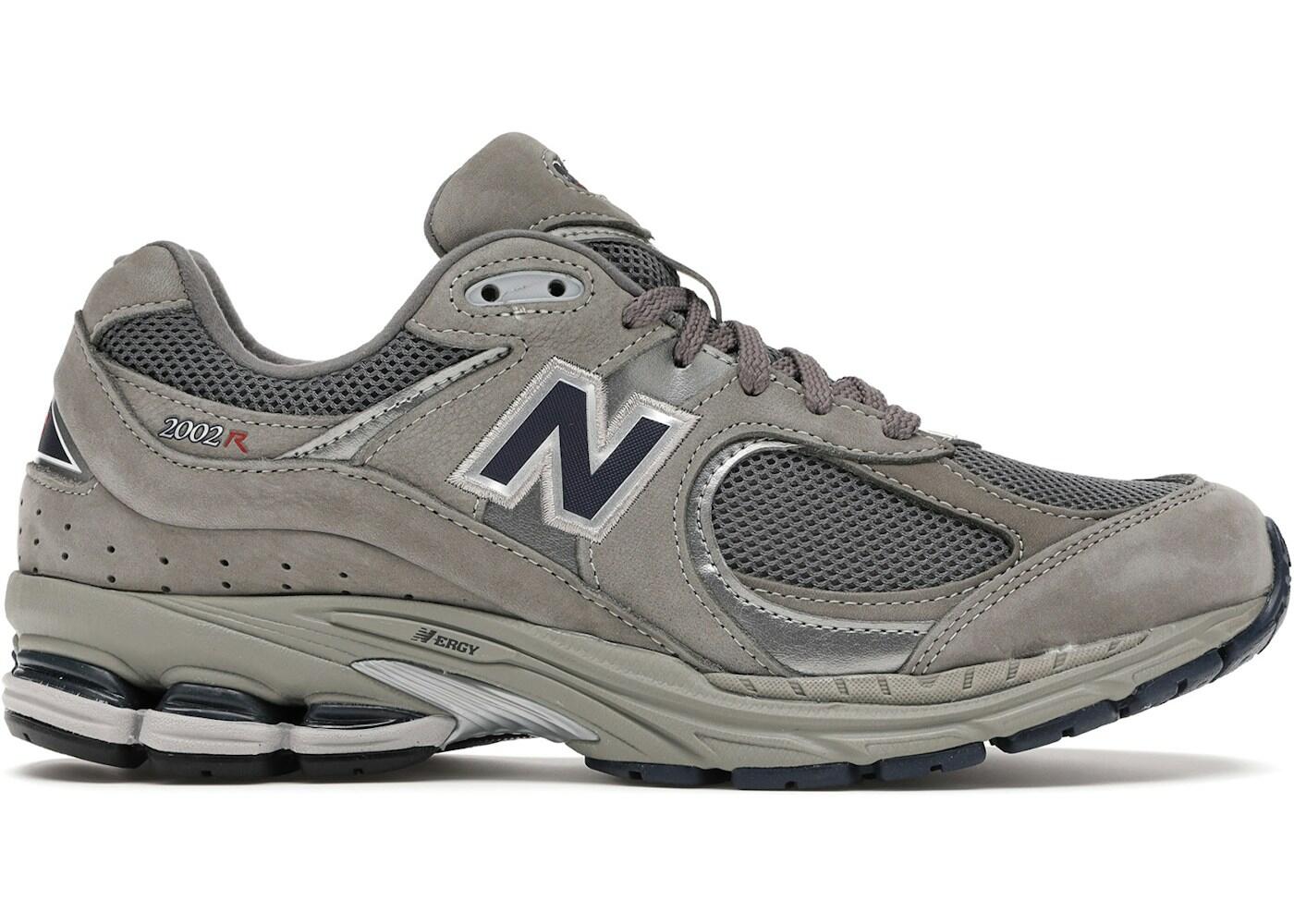 NEW BALANCE picture