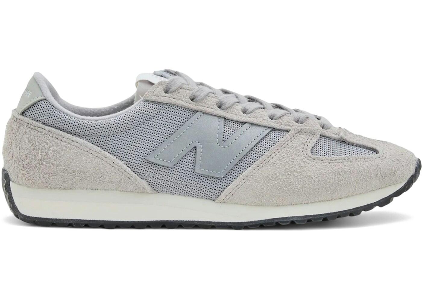 NEW BALANCE picture