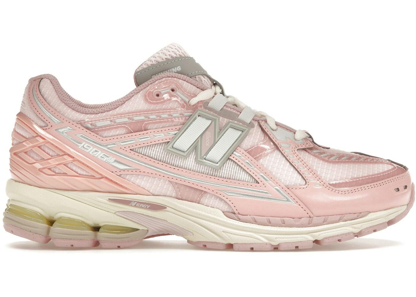 NEW BALANCE picture