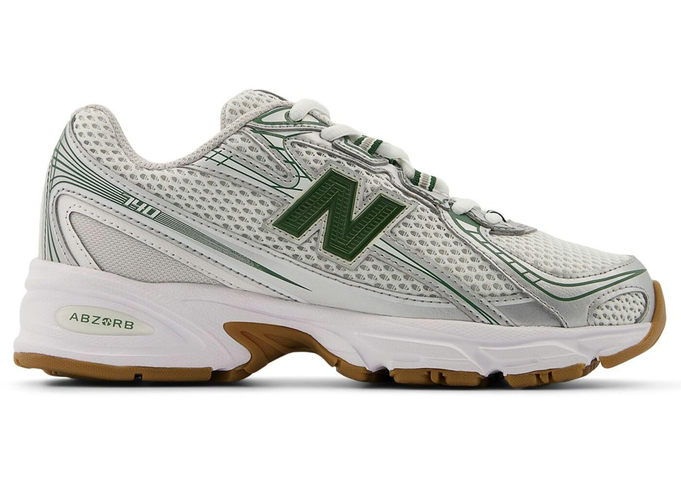 NEW BALANCE picture