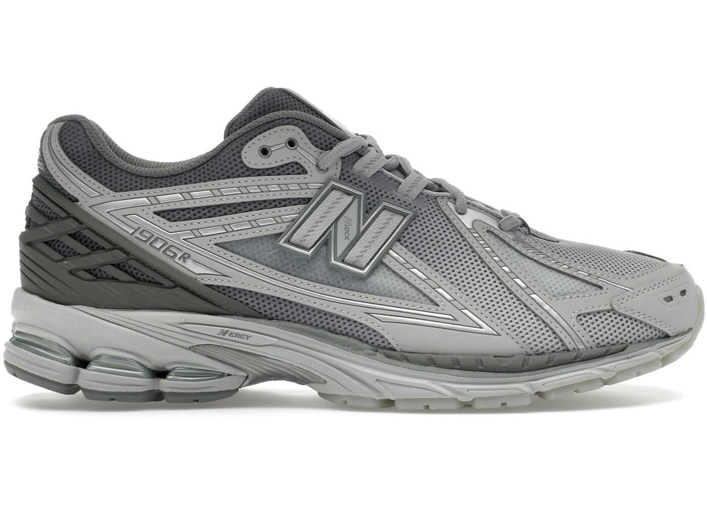 NEW BALANCE picture