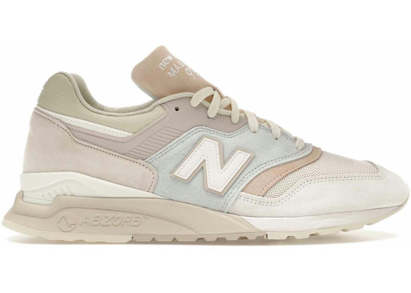 NEW BALANCE picture