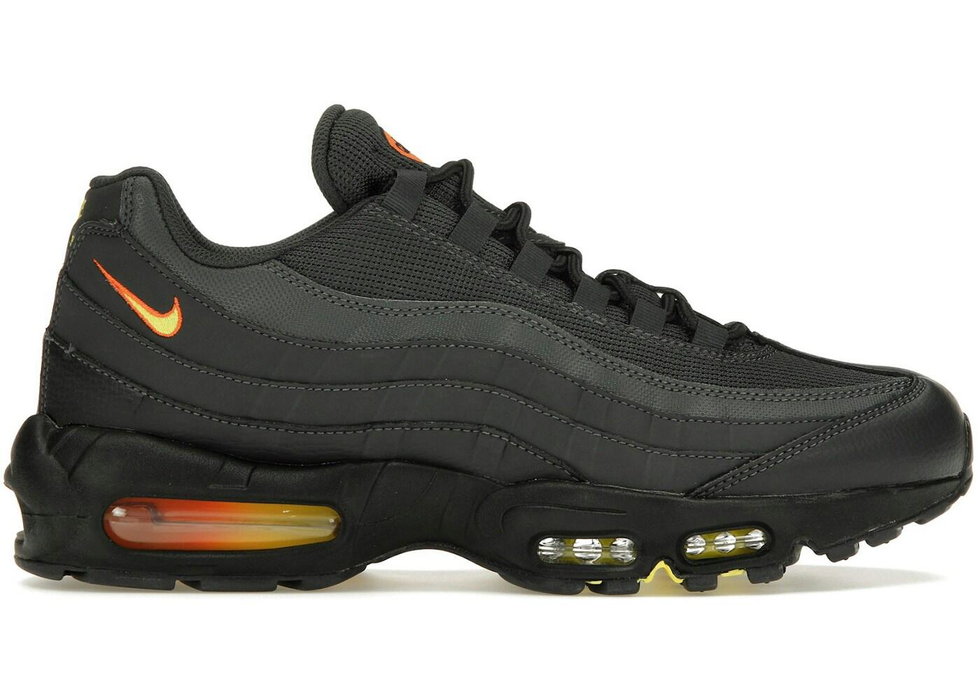 NIKE picture