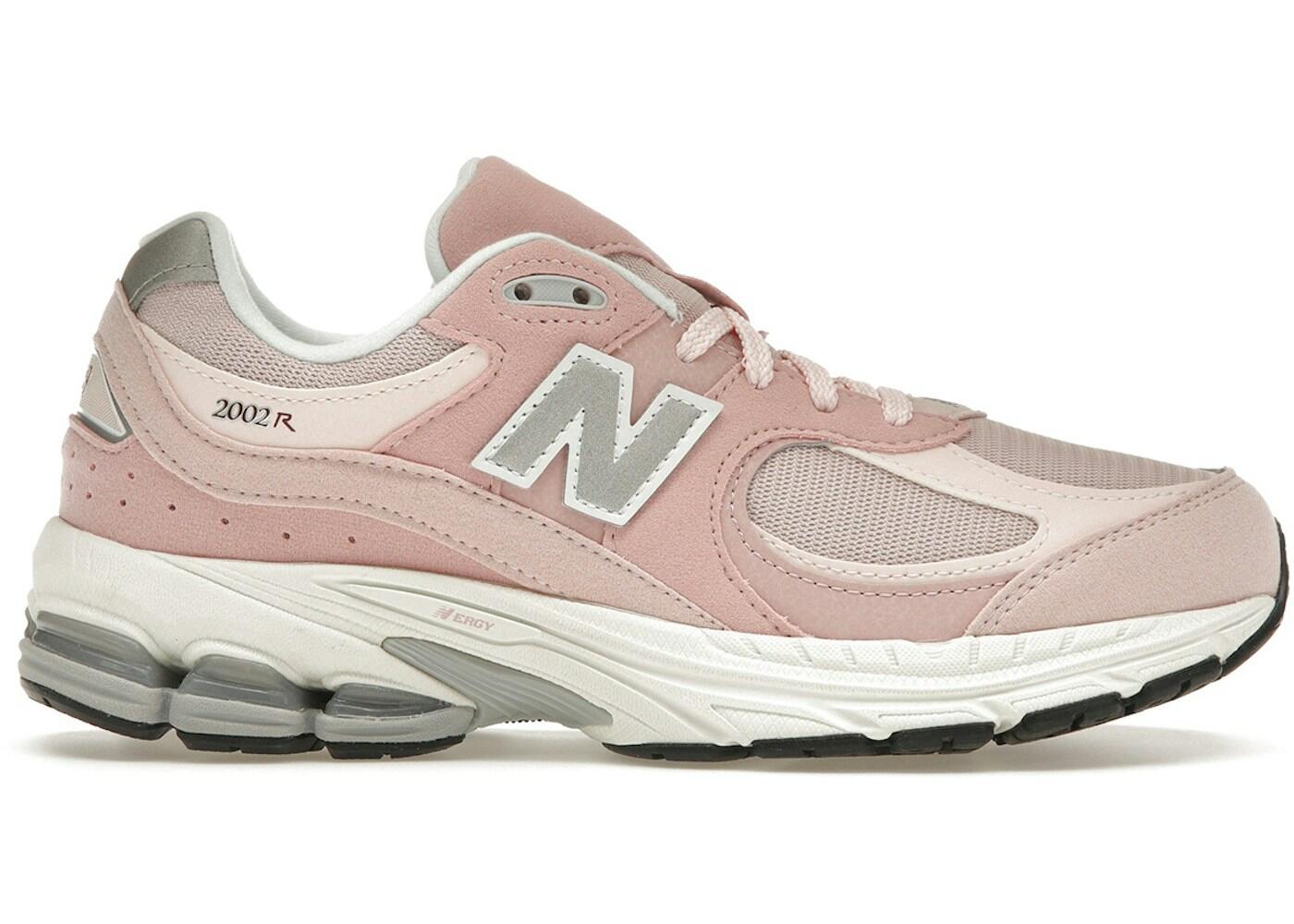 NEW BALANCE picture