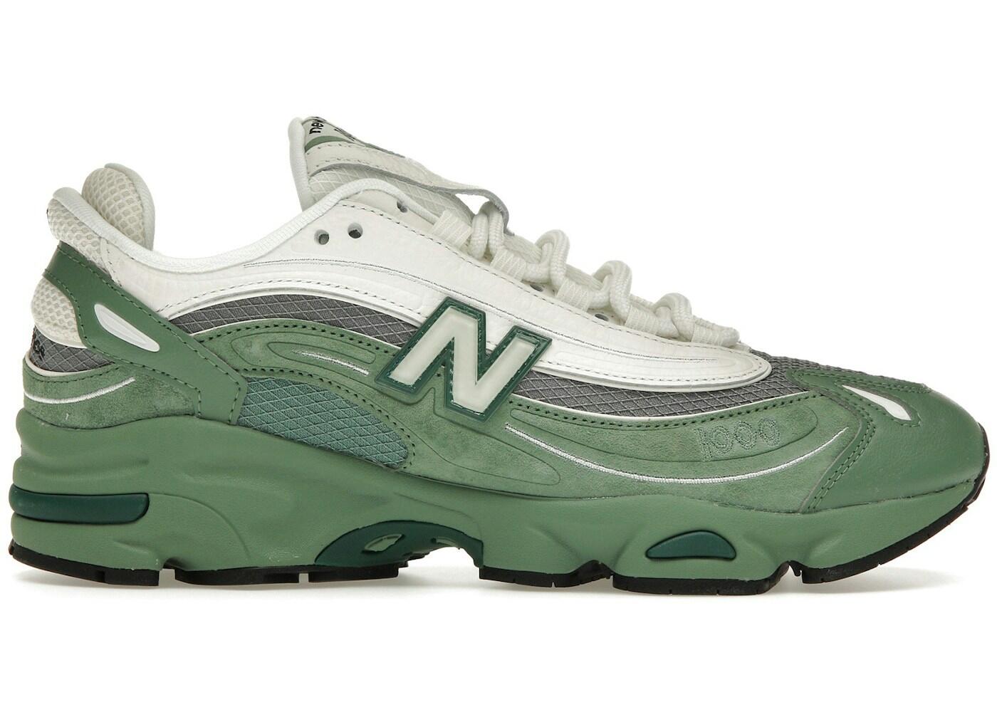 NEW BALANCE picture