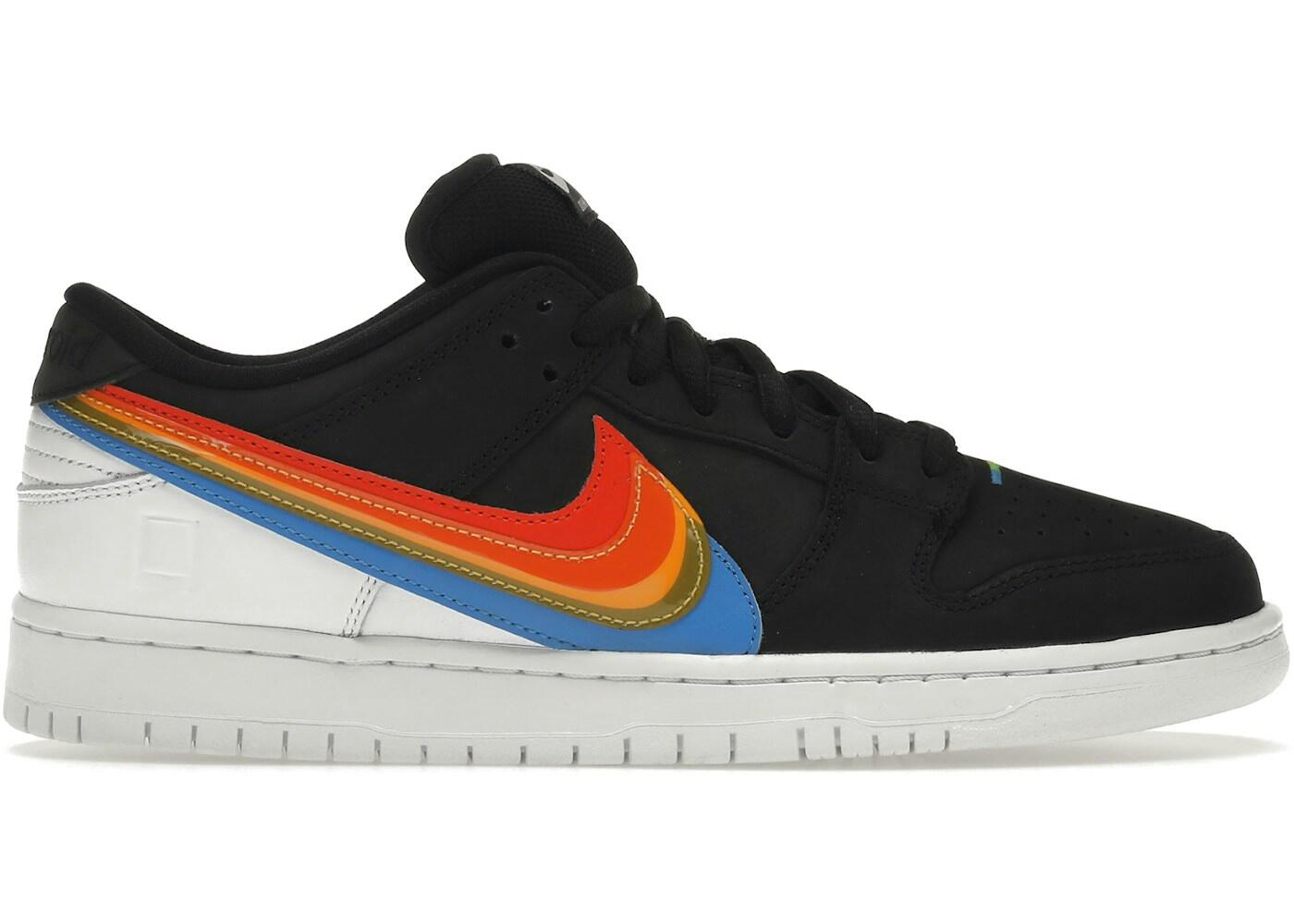 NIKE picture