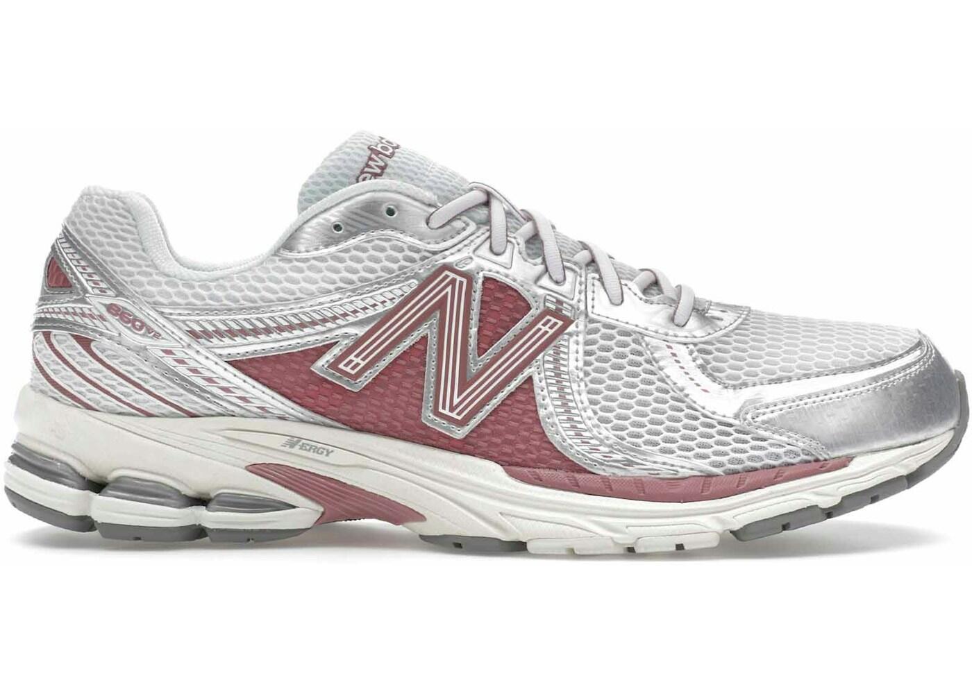 NEW BALANCE picture