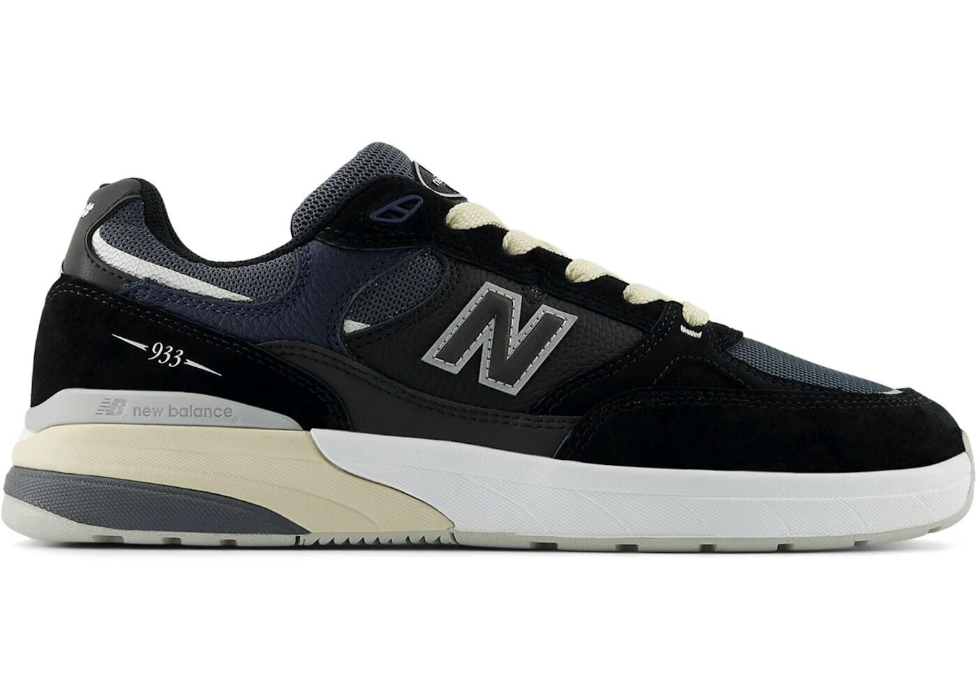 NEW BALANCE picture