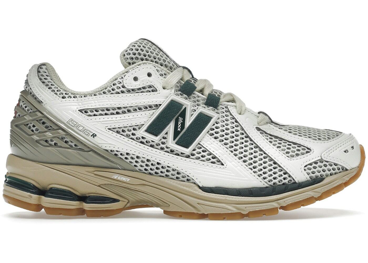 NEW BALANCE picture