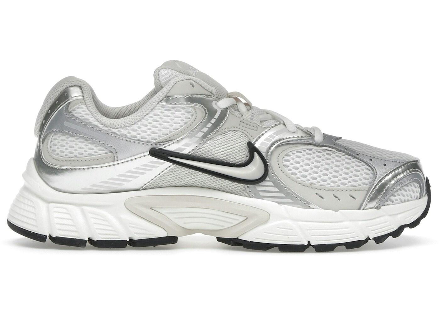 Nike V5 RNR Sail Light Orewood Brown Damen 2/2