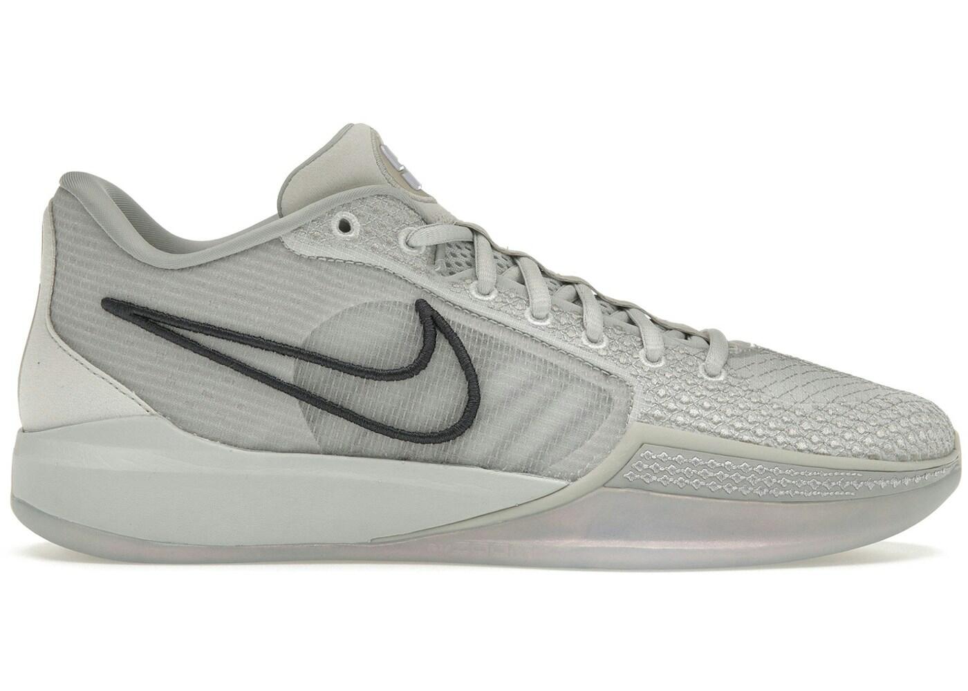 Nike Sabrina 1 Ionic Photon Dust Donna 2/2
