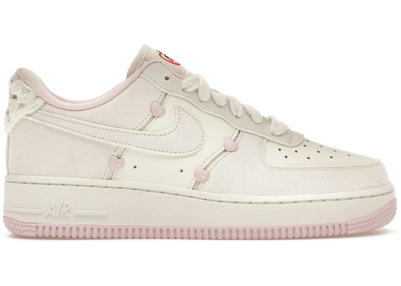 Nike Air Force 1 Low Valentine's Day (2025) (W) 2/2