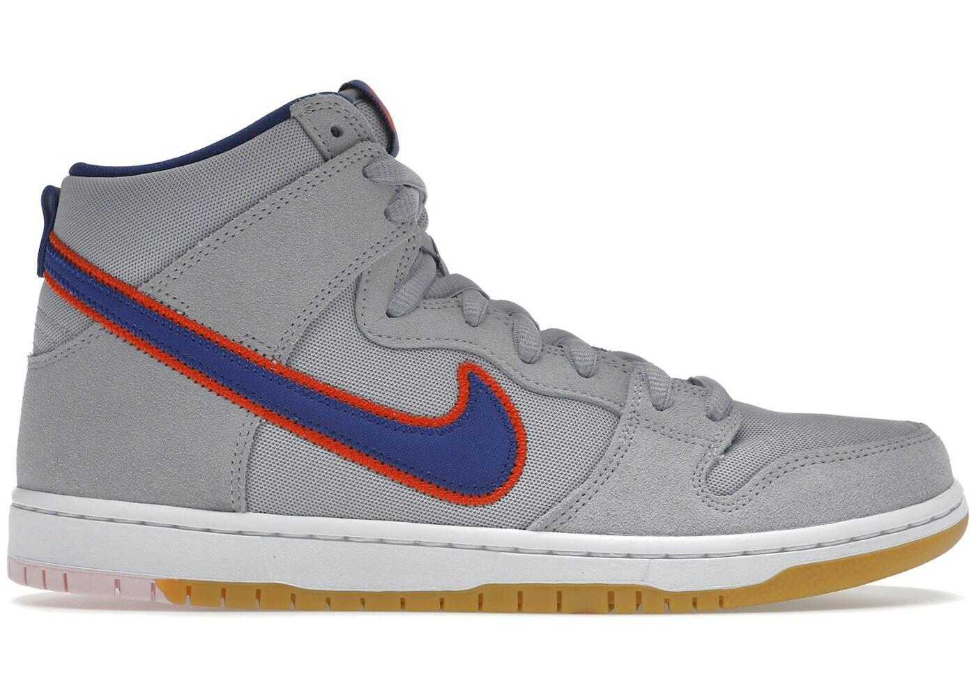 NIKE picture