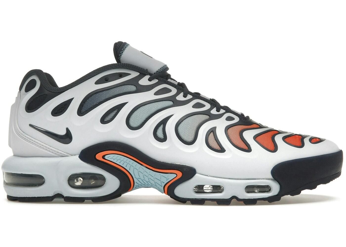 NIKE picture