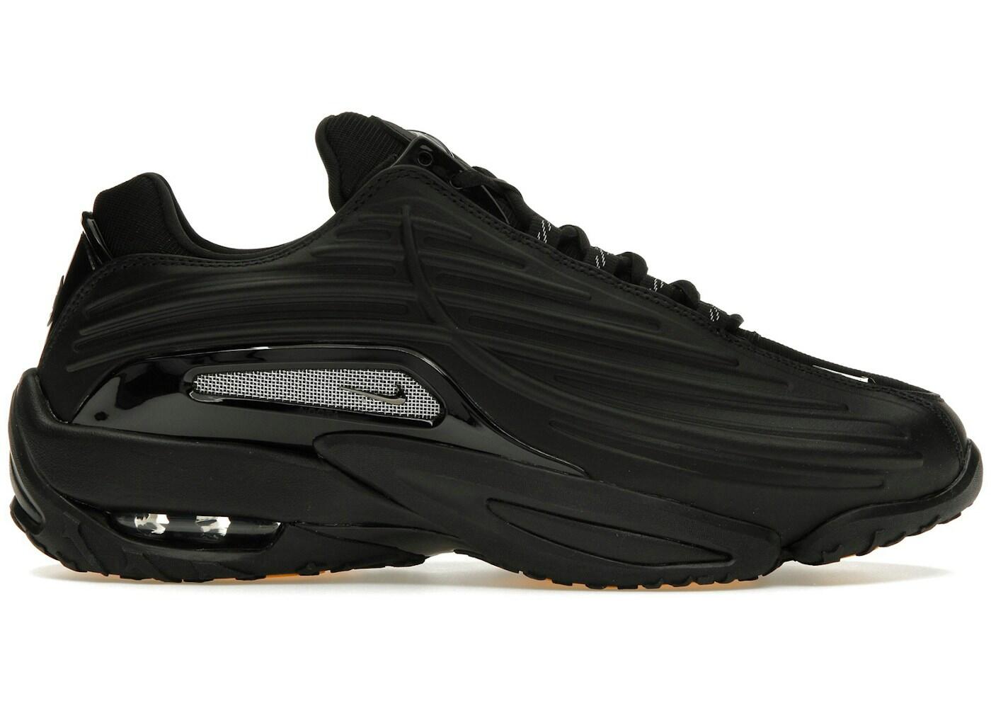 NIKE picture