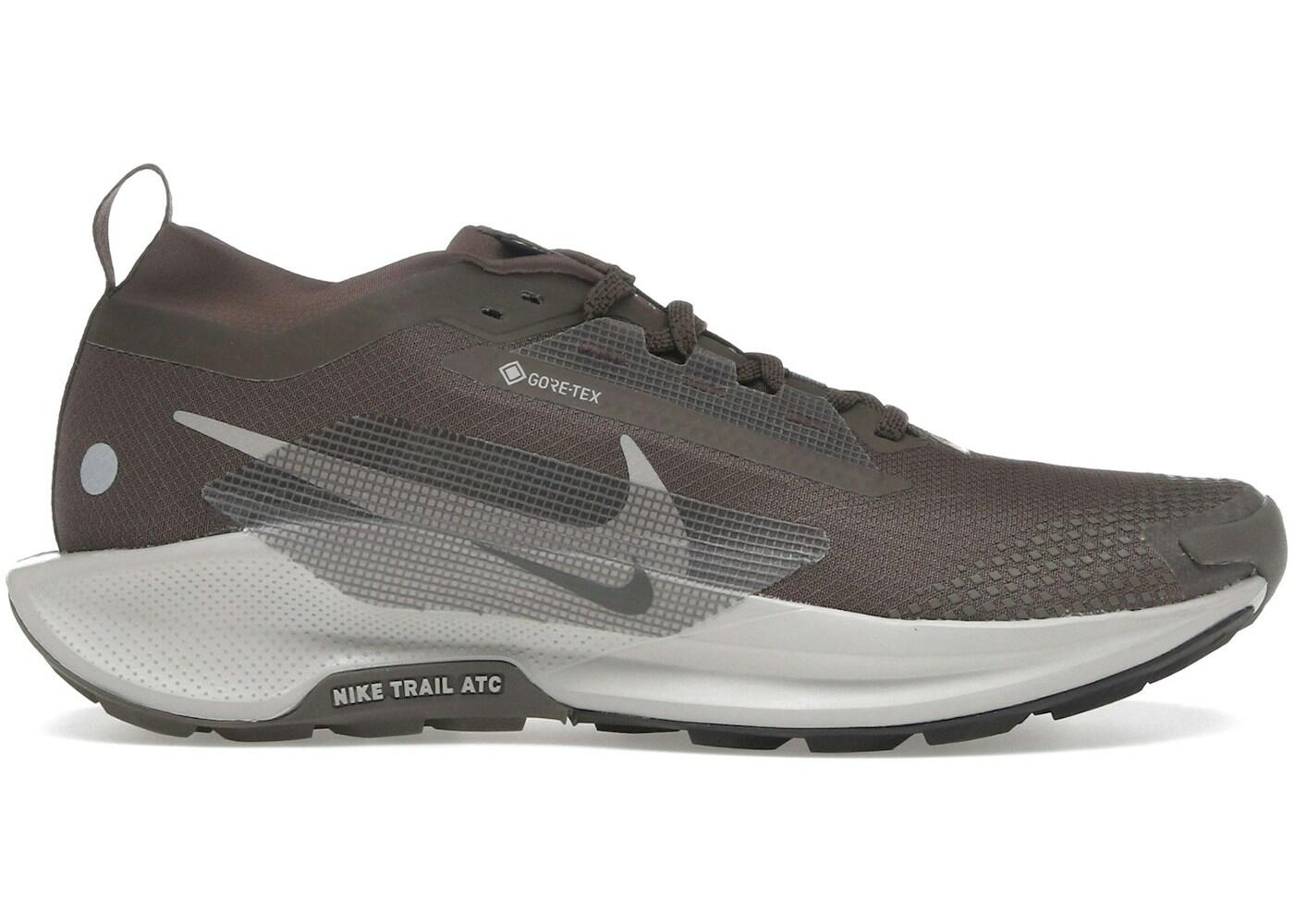 NIKE picture