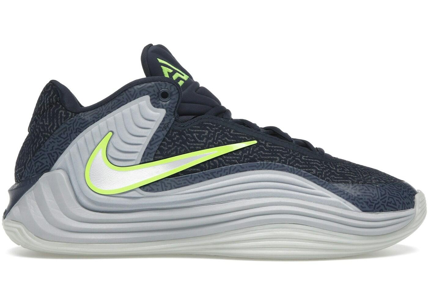 NIKE picture