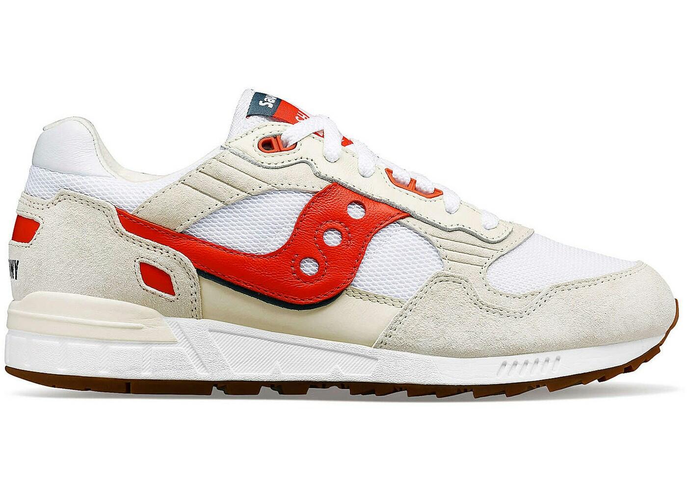 SAUCONY picture