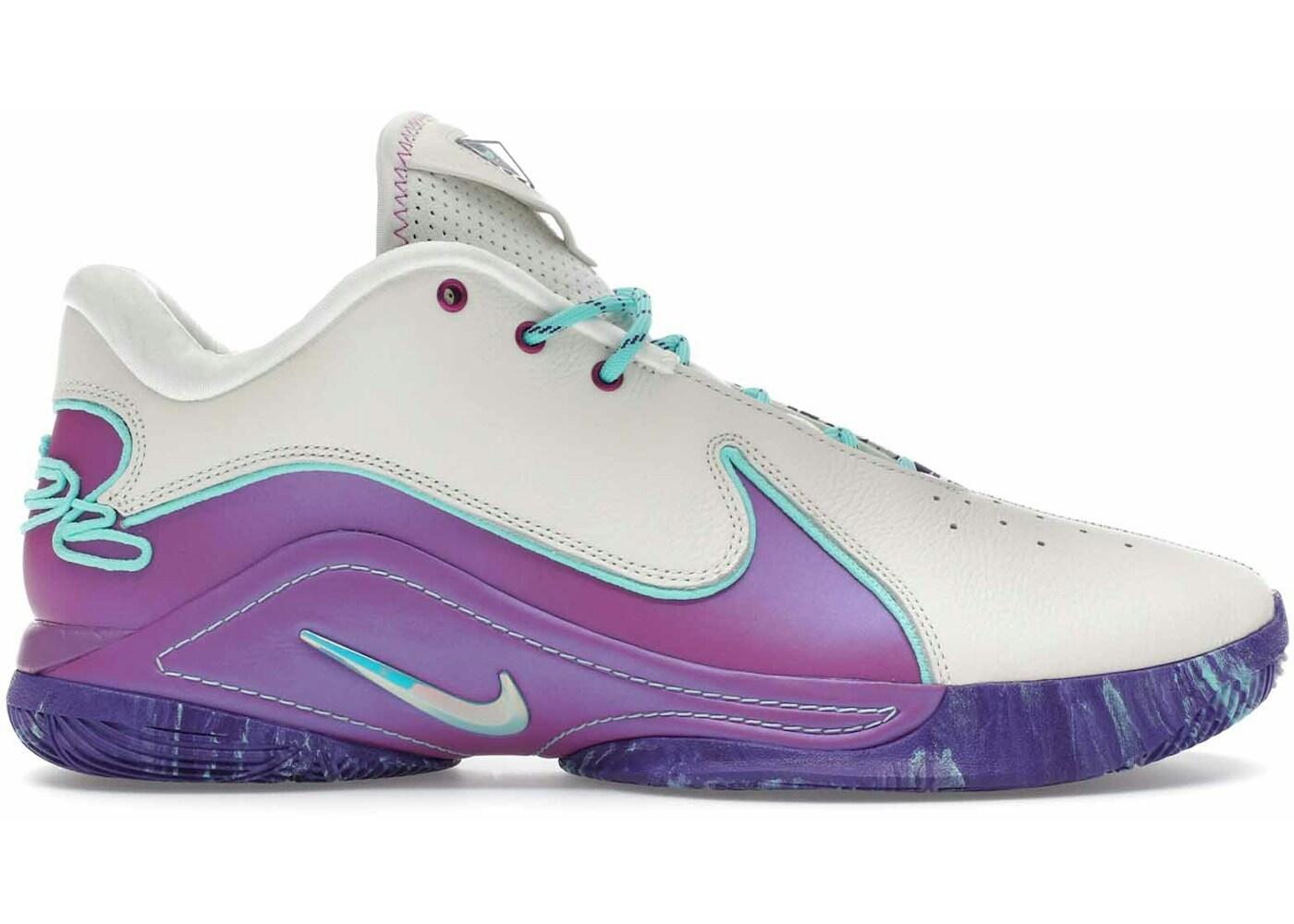 NIKE picture