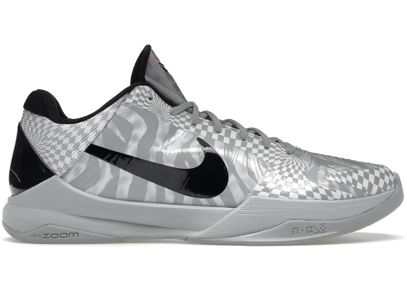 NIKE picture