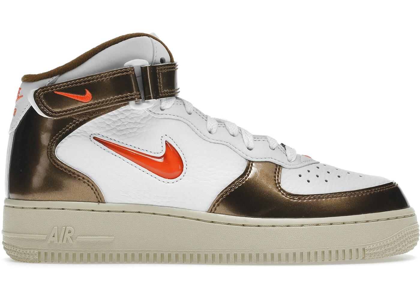 NIKE picture