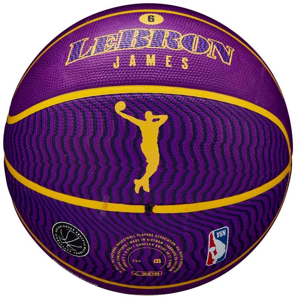 Wilson NBA Player Lebron James-basketbal 3/4