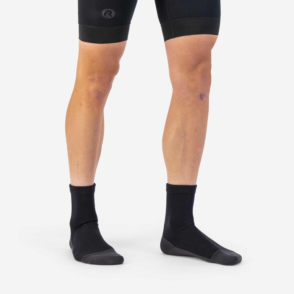 Cycling Winter Cycling Socks - Men and Women - Waterproof and Windproof - Black