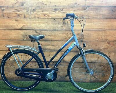 Tweedehands giant cosmos 7v 28inch 50cm