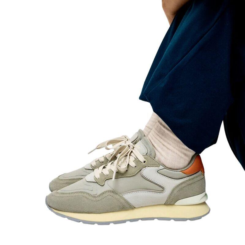 Zapatillas Verdes Hoff City Retro Sage Funcionales y Elegantes con Diseño Ligero 3/4
