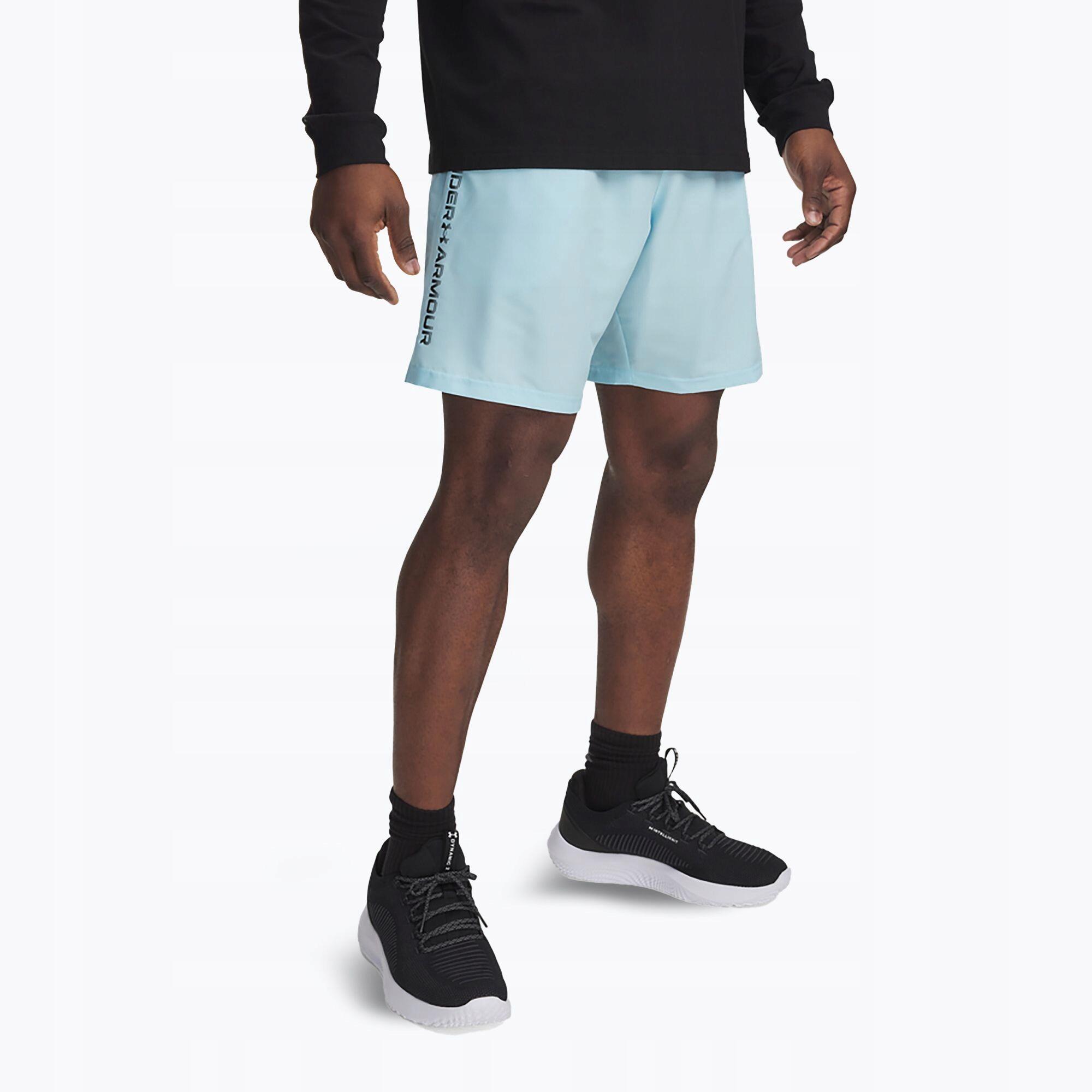 UNDER ARMOUR picture