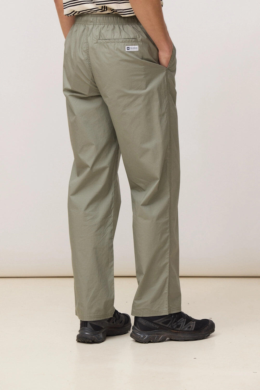 Pantalón Blue Banana High Straight Olive Green de 100% Algodón 2/4