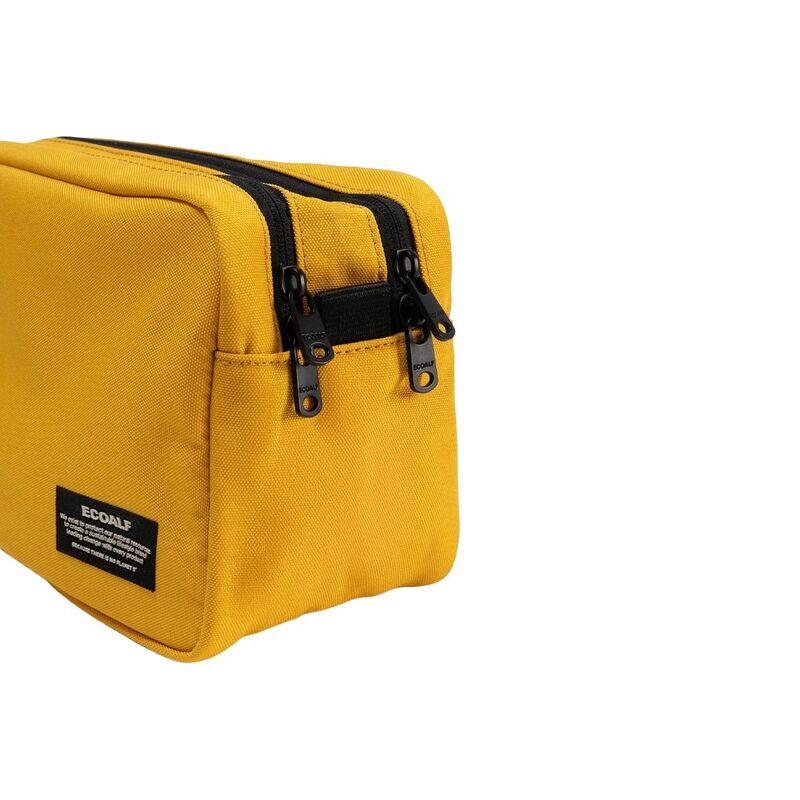 Neceser Deportivo Amarillo Ecoalf Sport Vanity Case Sunflower Amplio y Versátil 3/4