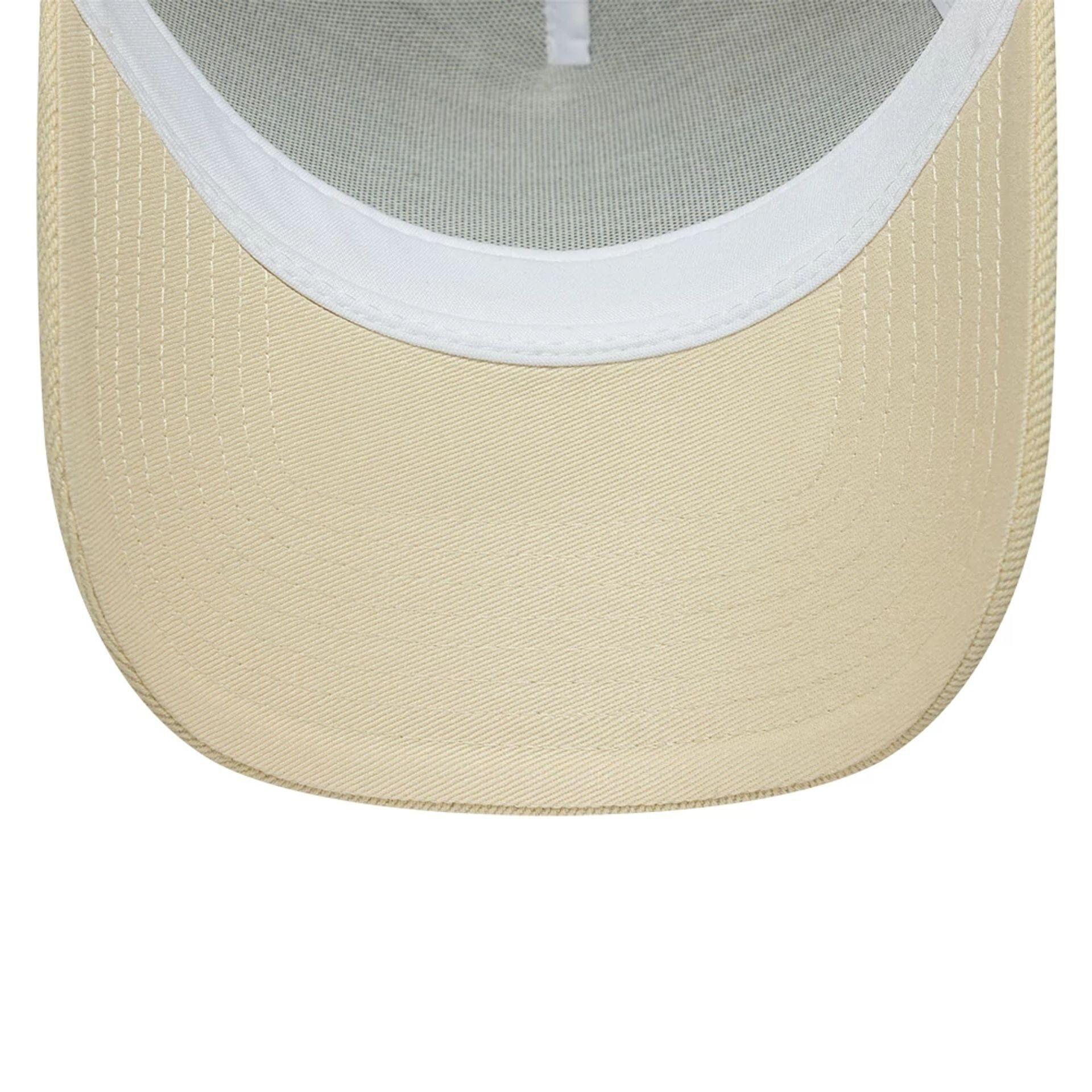 New Era 9FORTY Trucker Cap Leather Patch light beige 5/5