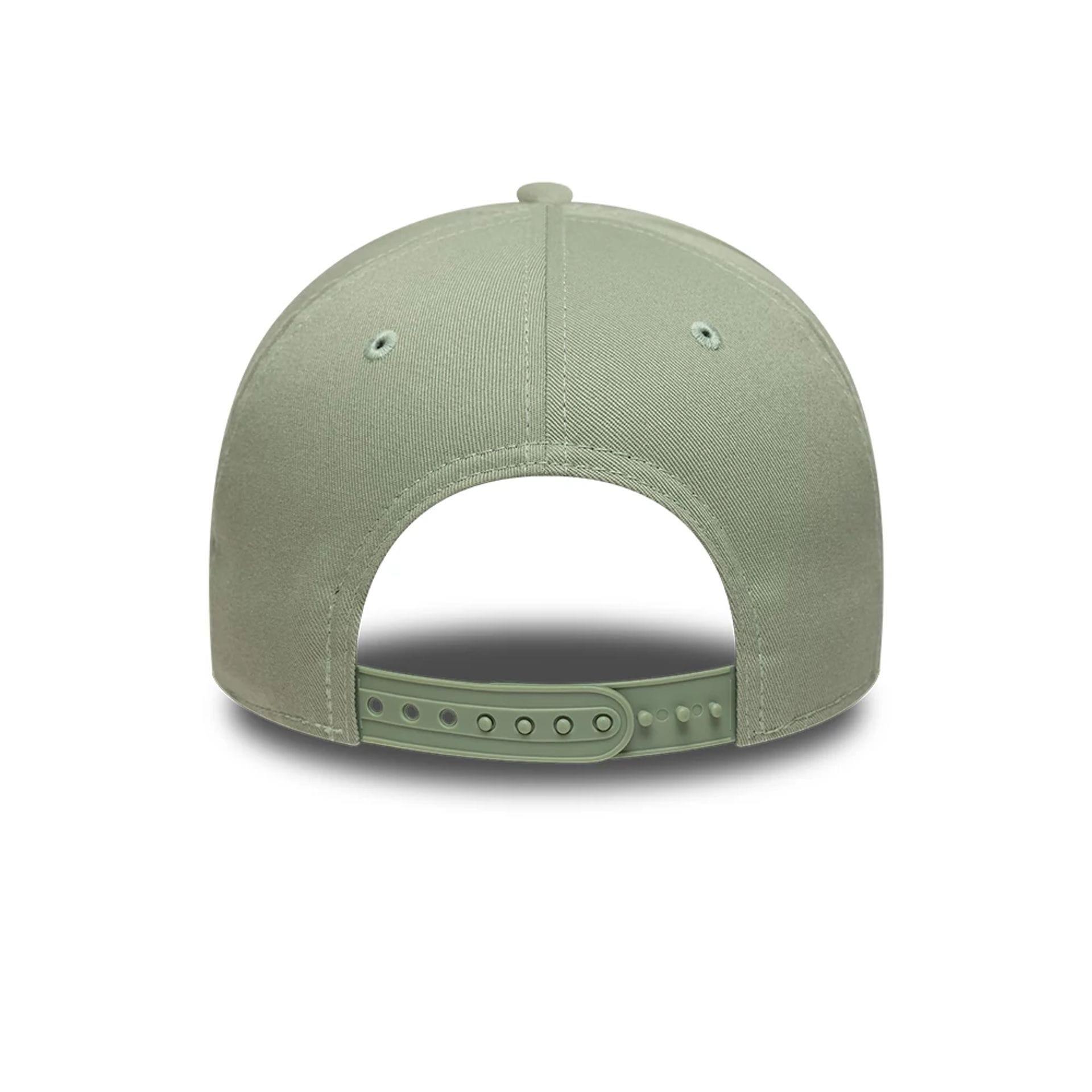 New Era 9FORTY Cap MLB New York Yankees League Essential pastel green 4/5