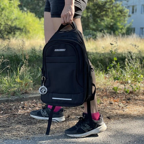 Mochila 22L negra con compartimento para portátil - Reflectores 3/7