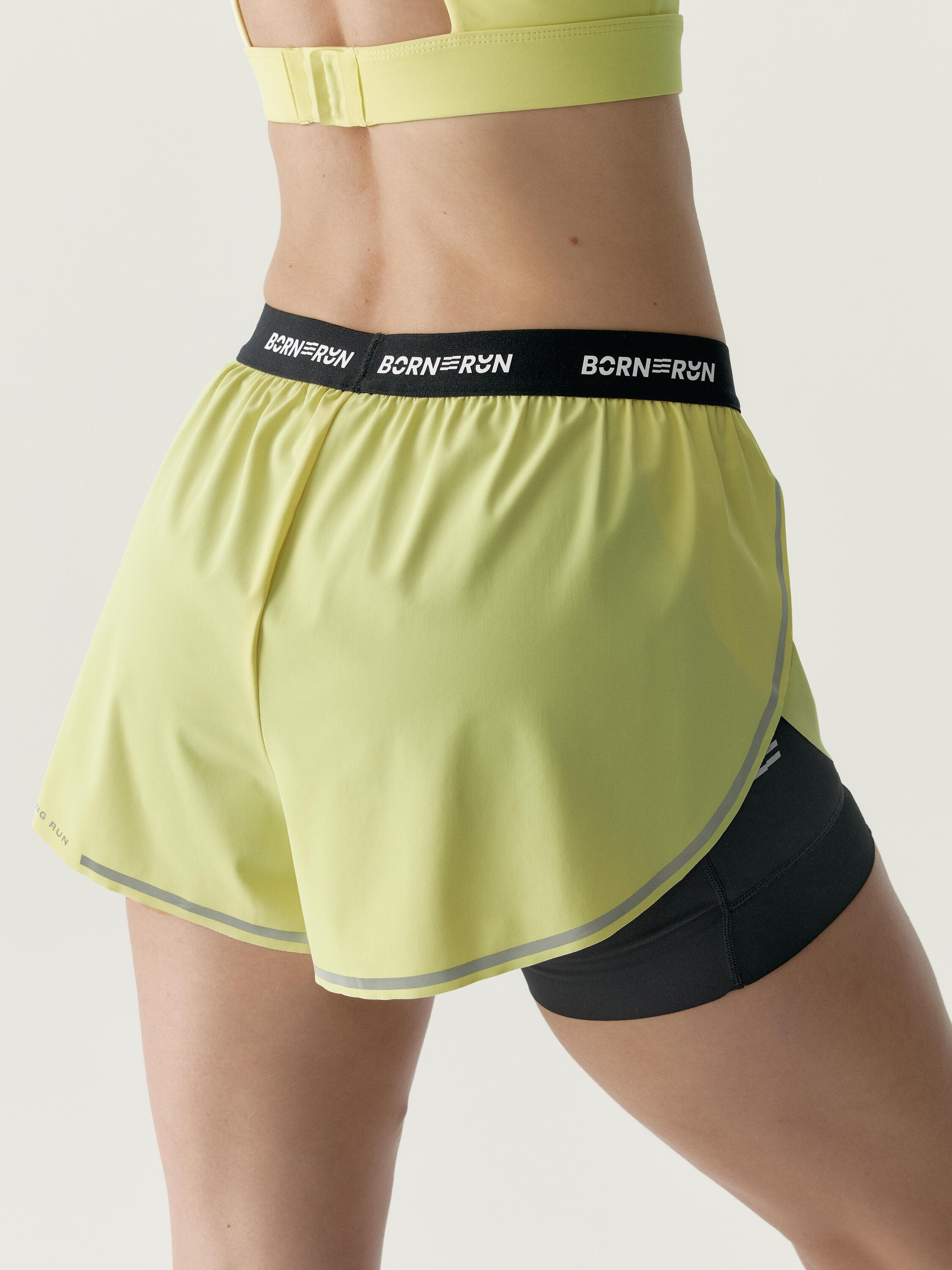 Voltrun Performance Laufshorts für Damen 2/7