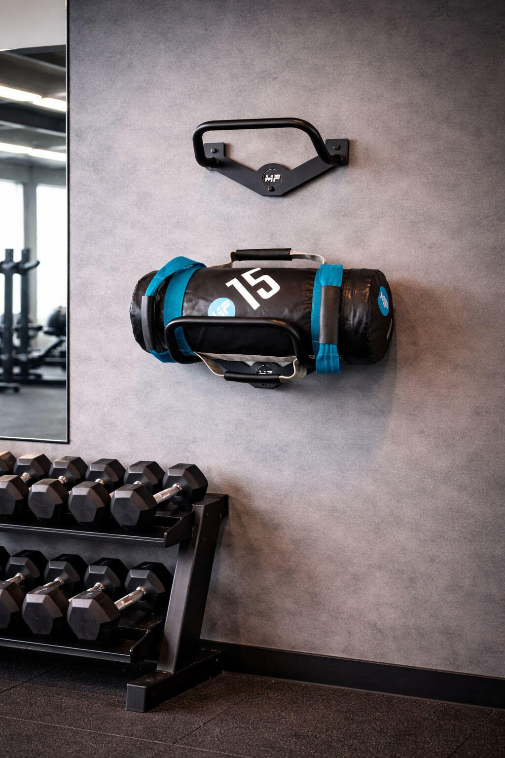 Muscle Power MP7037 Powerbag wandhouder Wall Line 5/7