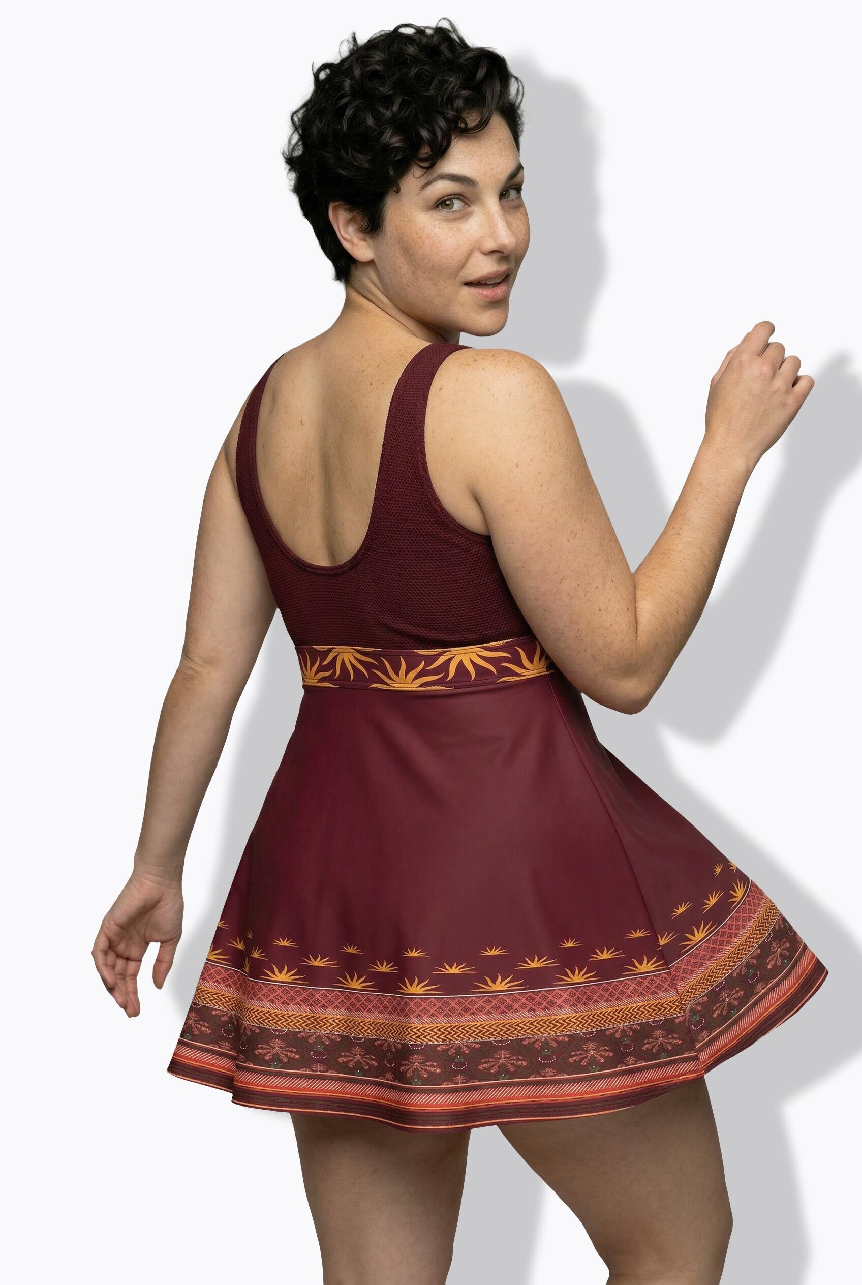 Femme Robe de bain à bonnets souples 2/7