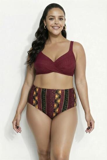 Femme Bikini motif bohème avec bonnets souples