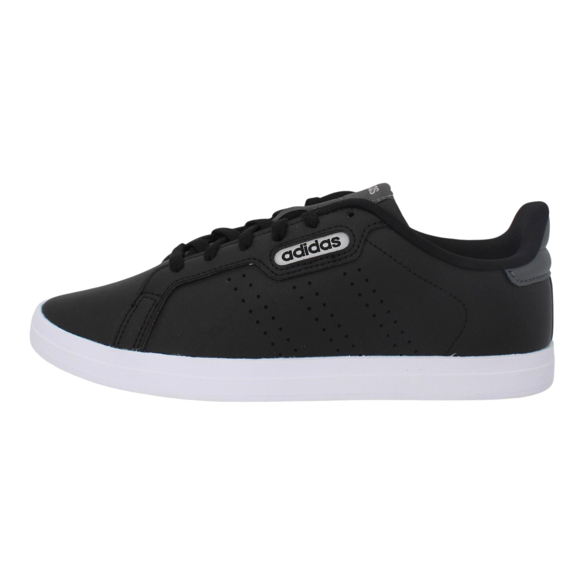 Sneaker Courtpoint Base in Schwarz 1/4